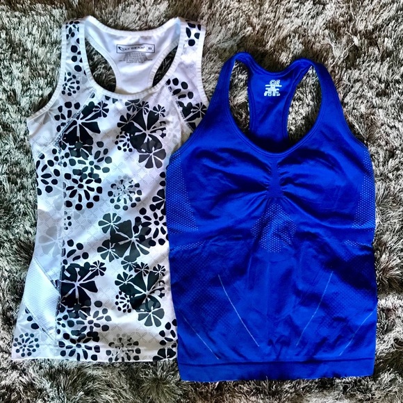 Workout Tank Bundle - Picture 1 of 2